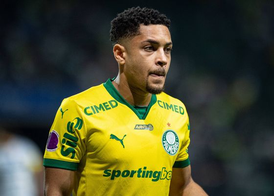 Duro revés para Vitor Roque: le piden 10 partidos de sanción por un post "homofóbico" en redes sociales