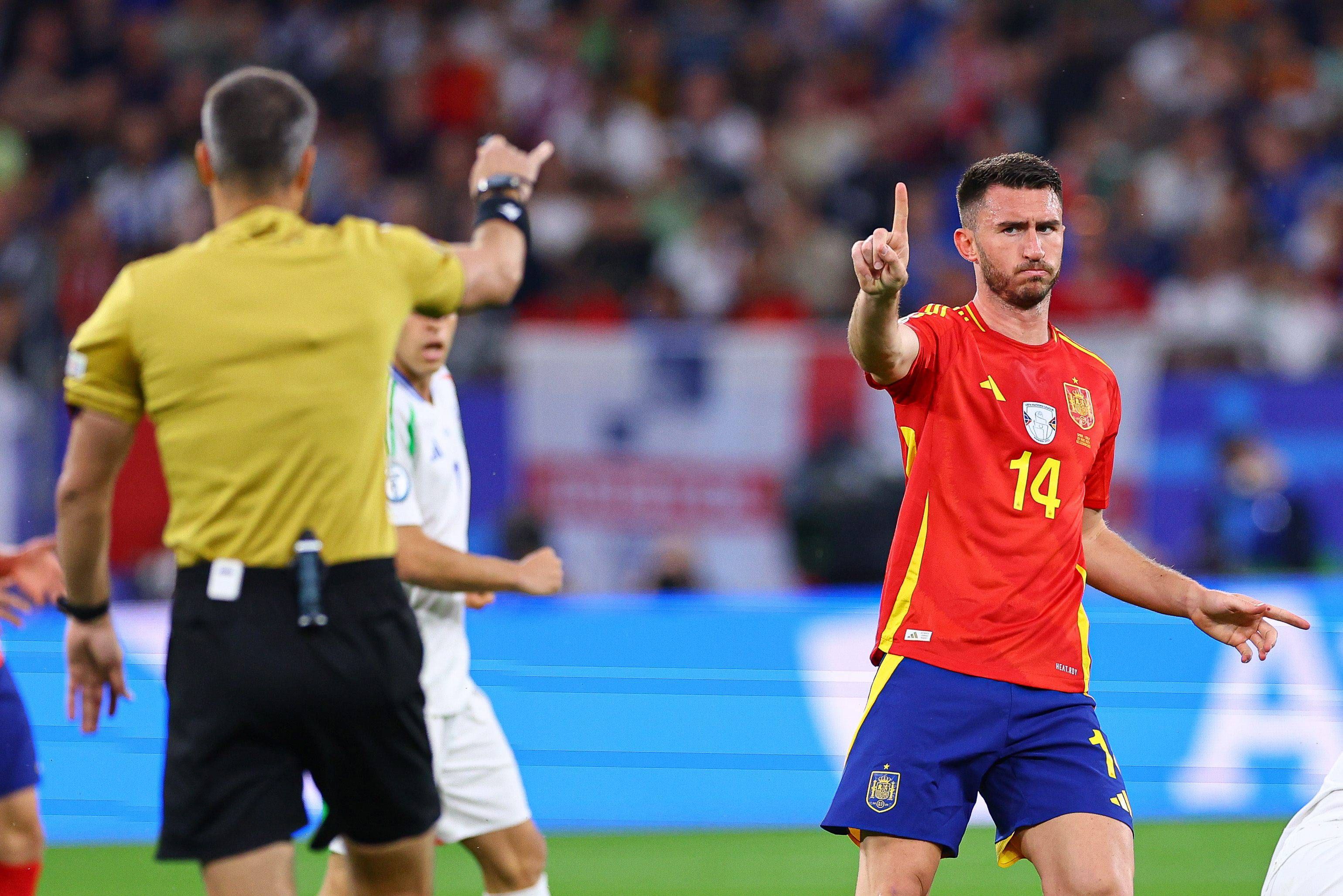 Laporte, una última revisión de la FIFA y la vía Fornals