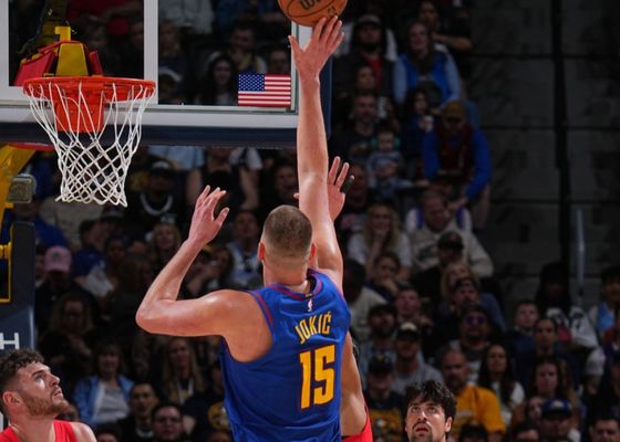 Nikola Jokic saca su mejor versión y Hugo González se queda a cuadros 