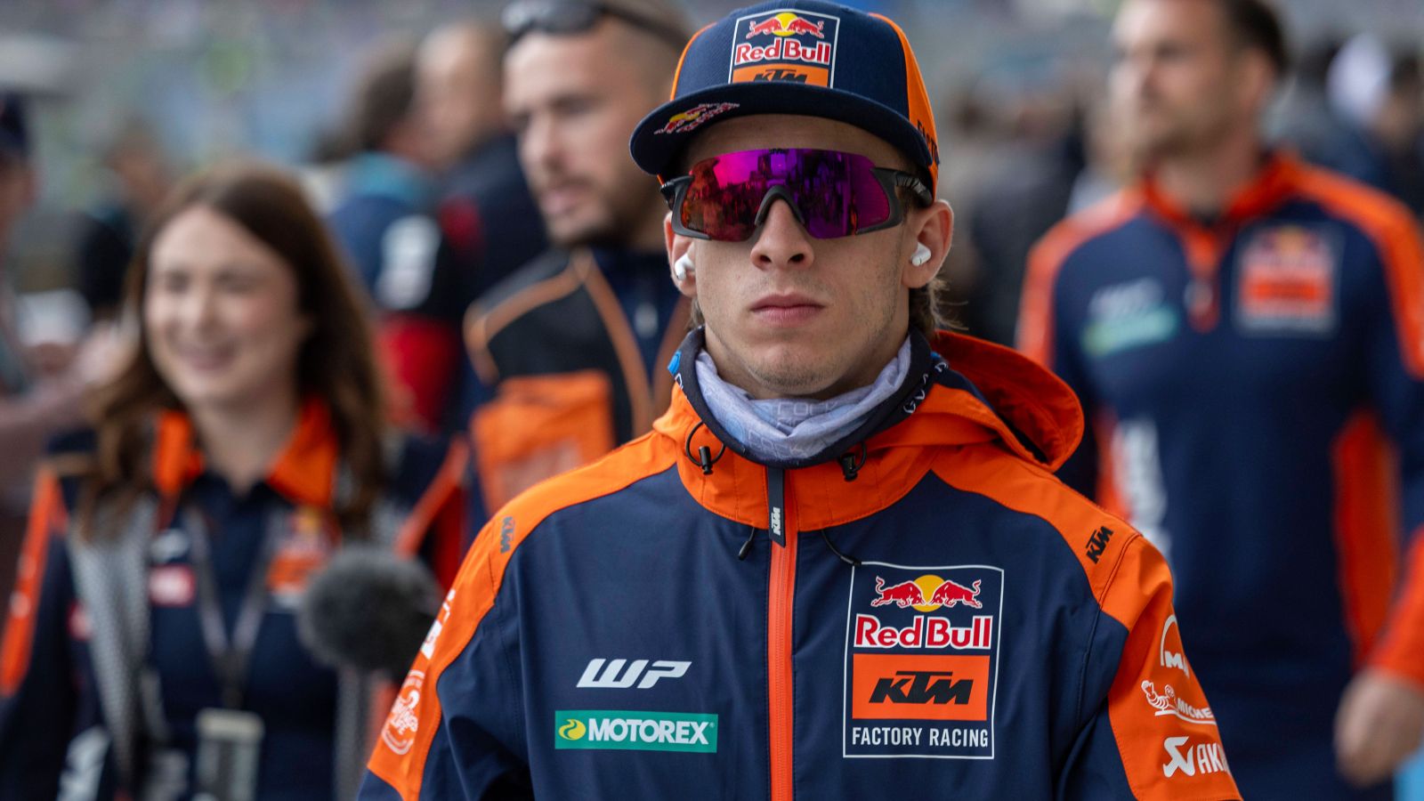 Pedro Acosta ya tiene nuevo enemigo en el Mundial de MotoGP: "A mí nadie me adelanta mirándome"