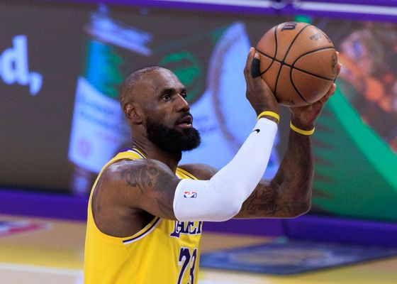 Shai se desata con 47 puntos y LeBron marca otra página en la historia de la NBA