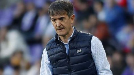 Tormenta en La Cerámica: "A Pacheta le viene grande el Villarreal"