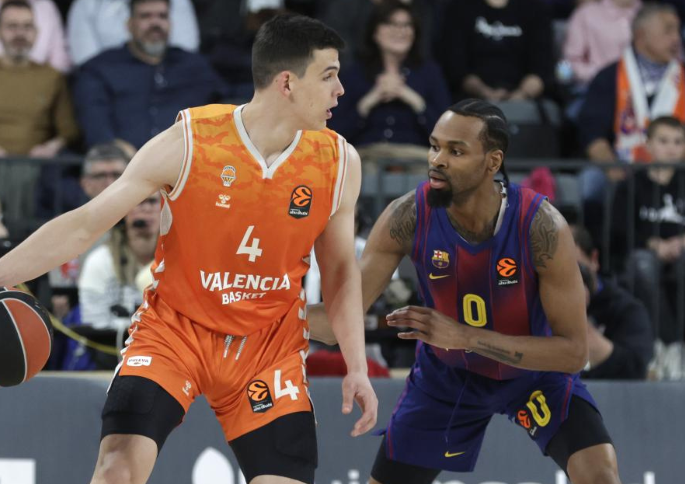 El Barça le gana el pulso a un irreconocible Valencia Basket