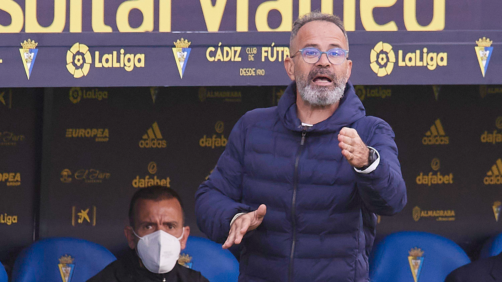 Álvaro Cervera, oficial