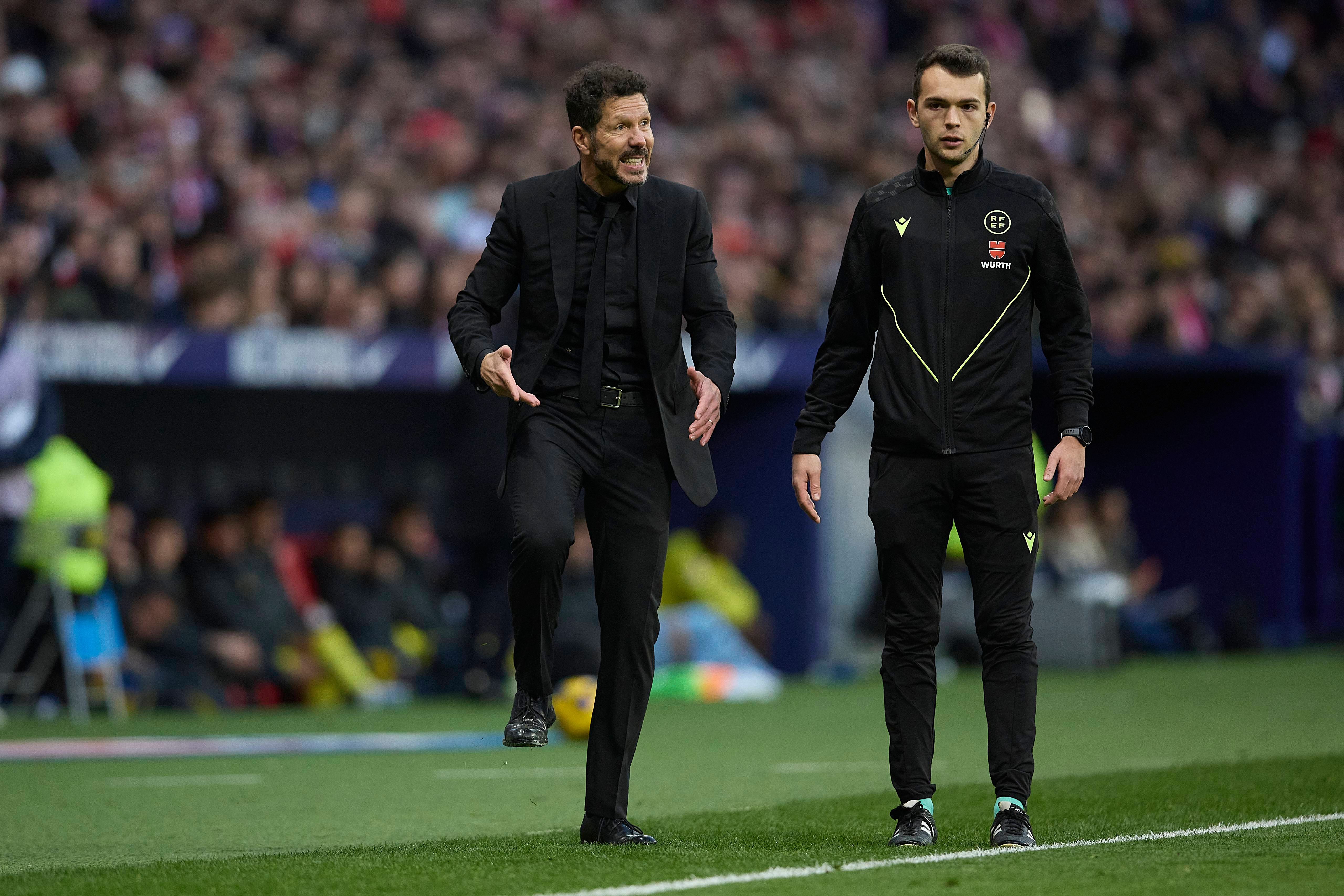 El Atlético de Madrid pende de un hilo antes de ir al Bernabéu