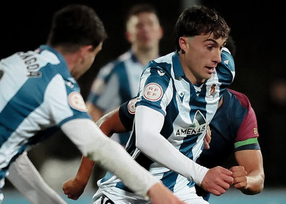 La alta competencia en la Real Sociedad puede frenar el ascenso de Mikel Goti