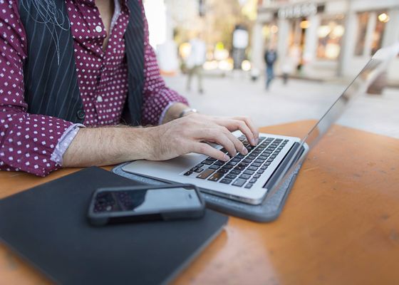 El símbolo ortográfico que delata si un texto está hecho con ChatGPT