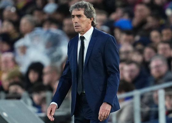 La alegría le dura poco a Almada en el Real Oviedo