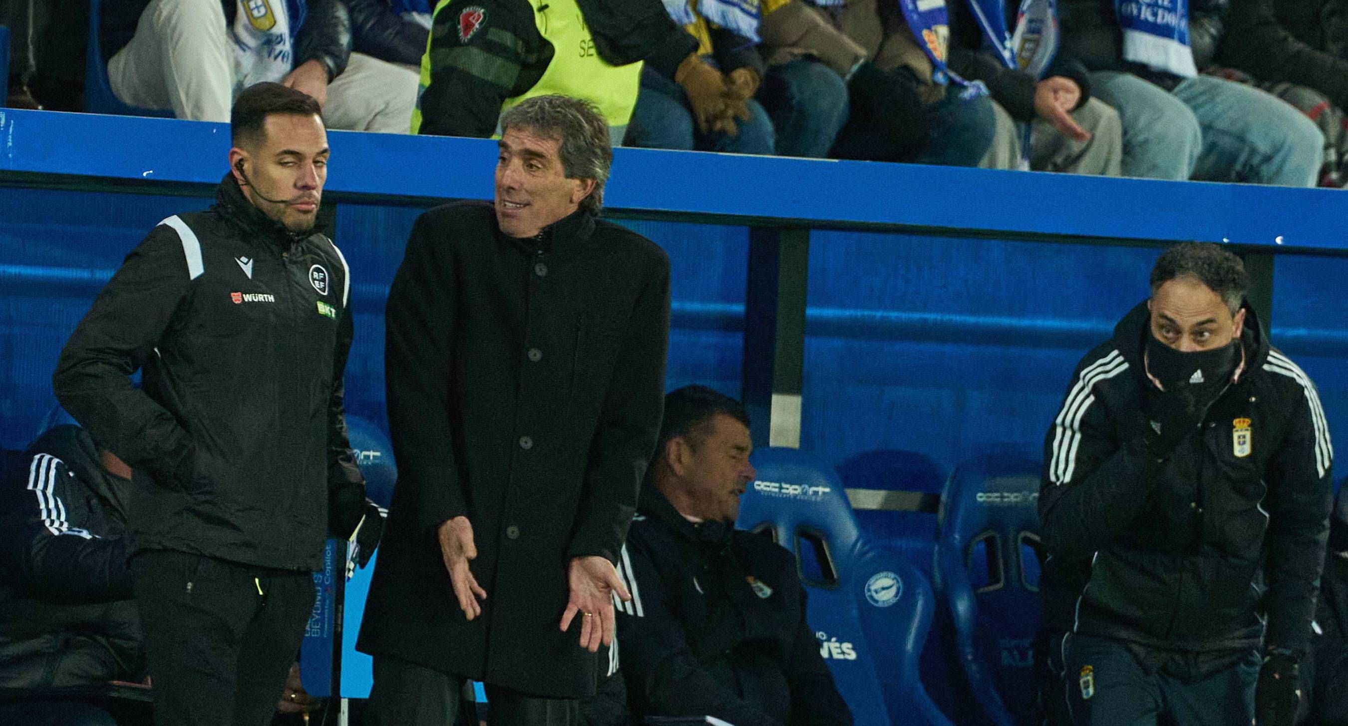 Urko Izeta se complica y el Oviedo podría confiar el gol a Joaquín Delgado