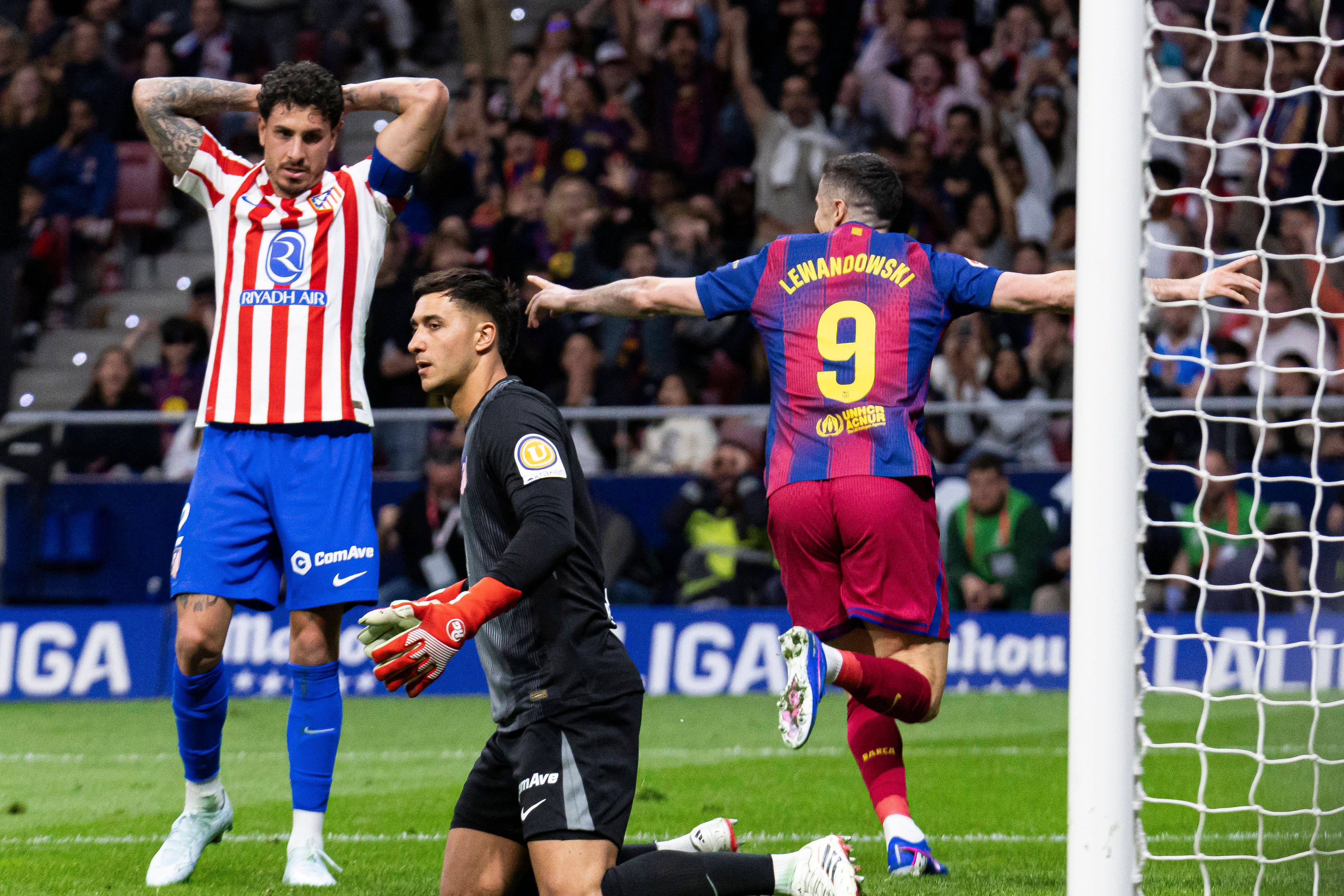 Así queda la clasificación de LaLiga EA Sports tras la derrota del Real Madrid y el triunfo del Barcelona