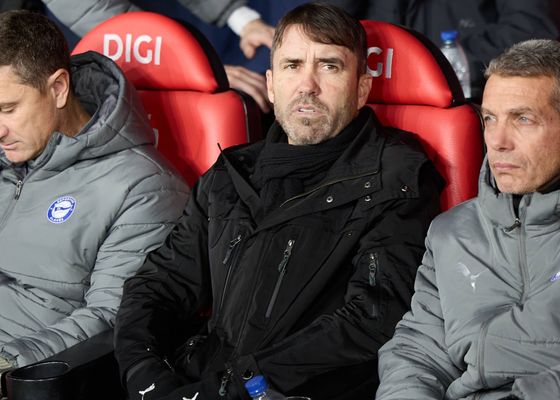 Coudet explota y anuncia cambios en el Alavés