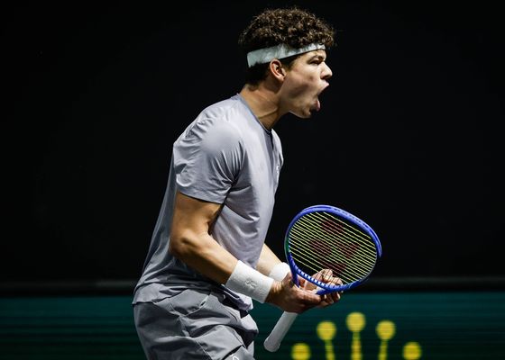 Ben Shelton arrolla en París y asegura una nueva plaza en las ATP Finals 