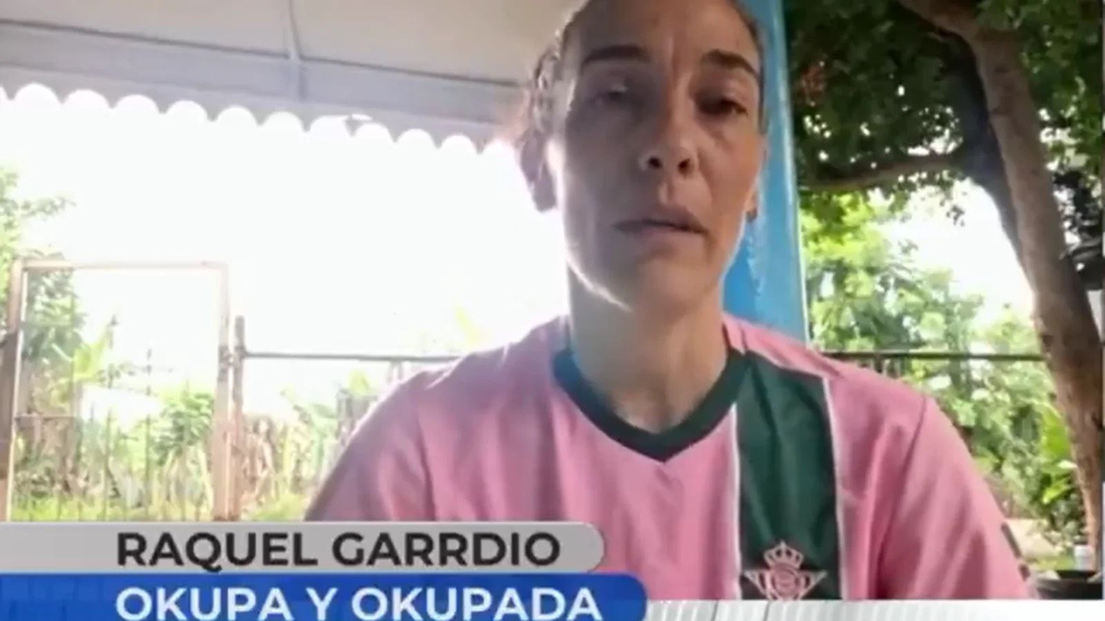 Una okupa se va de vacaciones a la República Dominicana y cuando vuelve a España se encuentra la casa okupada