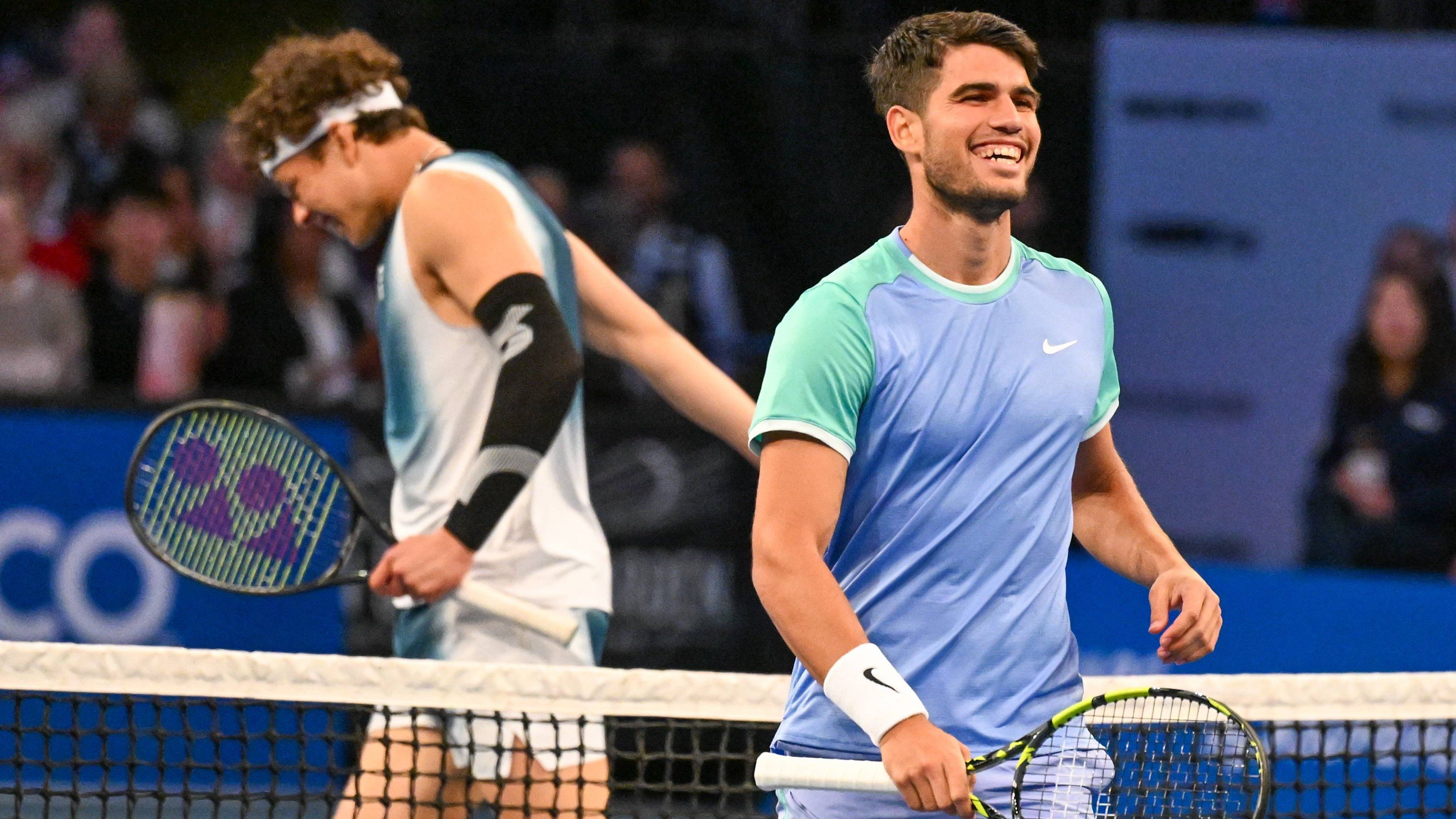 Carlos Alcaraz prepara el escudo en Roland Garros