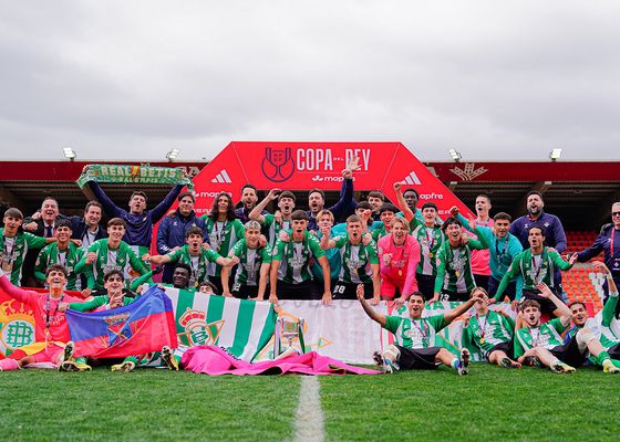 Barcelona 1-4 Betis: Campeón de la Copa del Rey con una exhibición ilusionante 