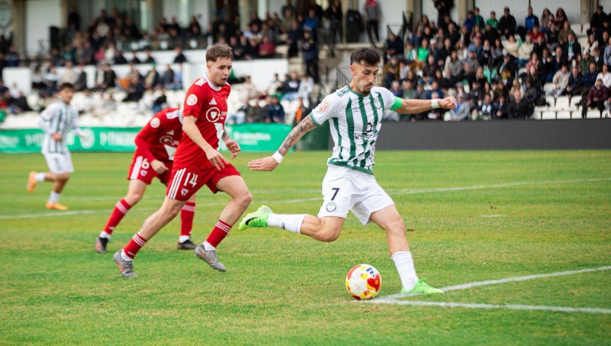 Juventud Torremolinos 2-0 Sevilla Atlético: Esfuerzo sepultado en pólvora mojada 