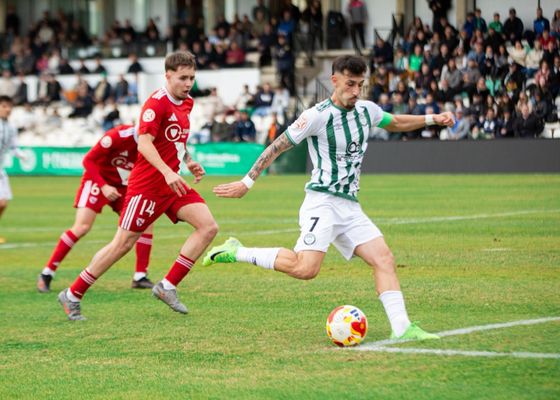 Juventud Torremolinos 2-0 Sevilla Atlético: Esfuerzo sepultado en pólvora mojada 