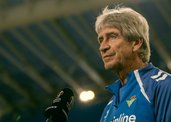 Pellegrini recuerda que "el fútbol es presente" y pide un cambio de chip: "Con la misma autocrítica, a finiquitar la temporada"