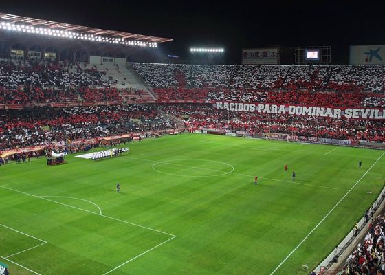 El Sevilla 'vende' el Sánchez-Pizjuán a la Champions de las hamburguesas