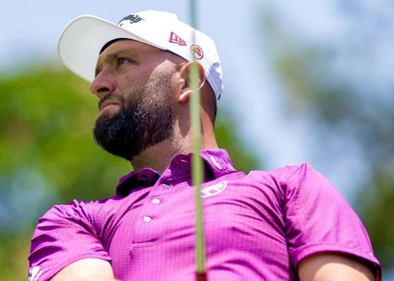  El viento del Estrecho vence a Jon Rahm en el Andalucía LIV golf 2025