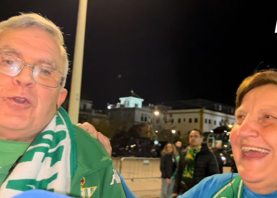 La euforia descontrolada de la afición del Betis y un sueño cada vez más real: “Pa’ Champions que vamos”