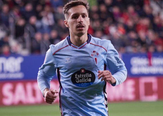 El Sadar estalla contra Bryan Zaragoza en su regreso a Pamplona