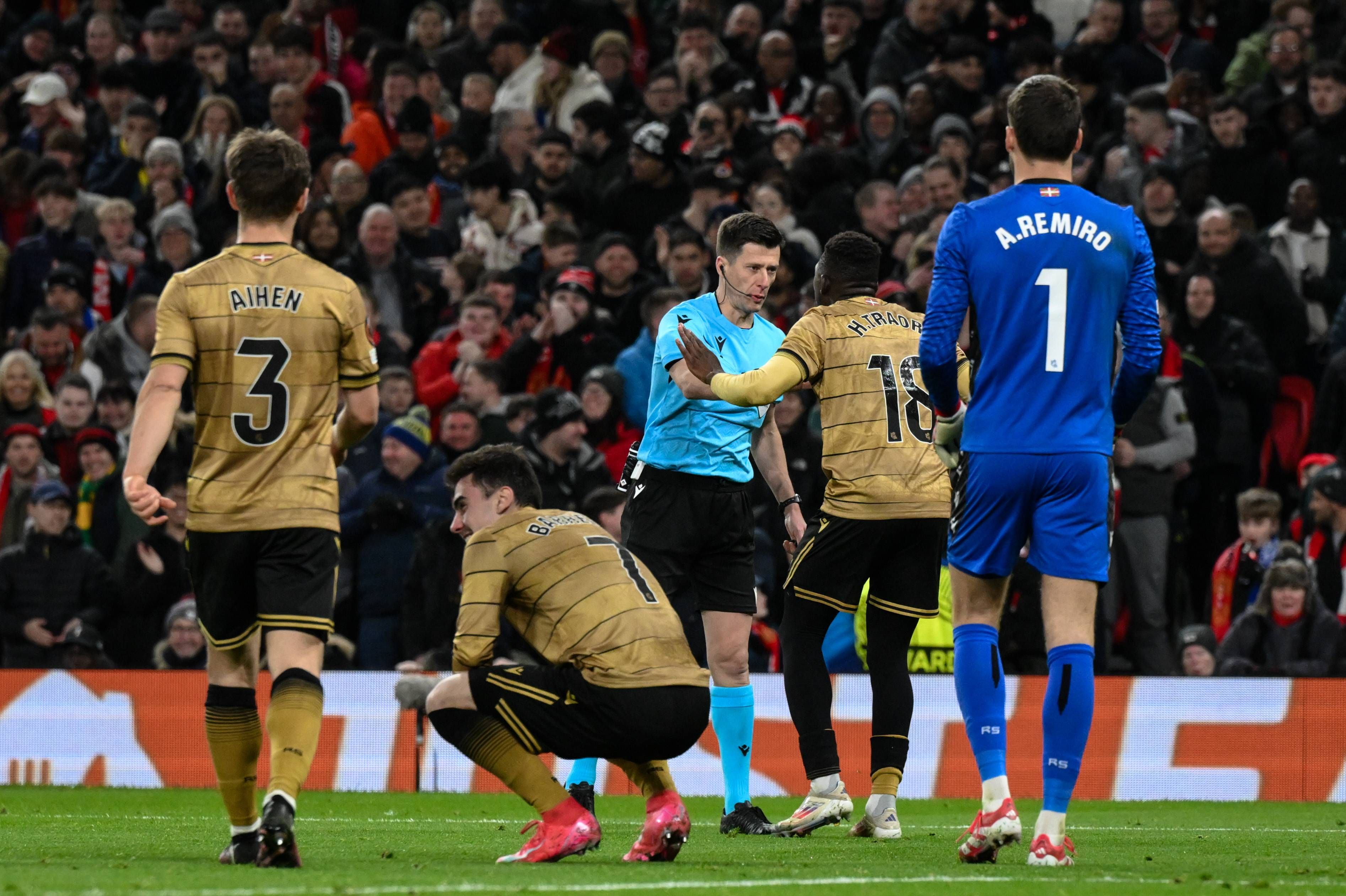 El escándalo de Old Trafford colea: "Ha sido lamentable, de poca vergüenza"
