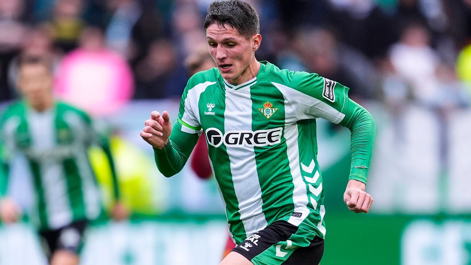 El secreto de Altimira tras los partidos con el Betis y recomendación a Pellegrini: "Así juego como sé"