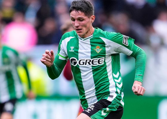 El secreto de Altimira tras los partidos con el Betis y recomendación a Pellegrini: "Así juego como sé"