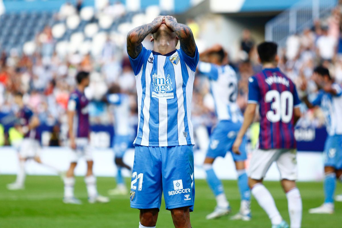 Las bajas con las que el Málaga prepara el duelo ante la Ponferradina