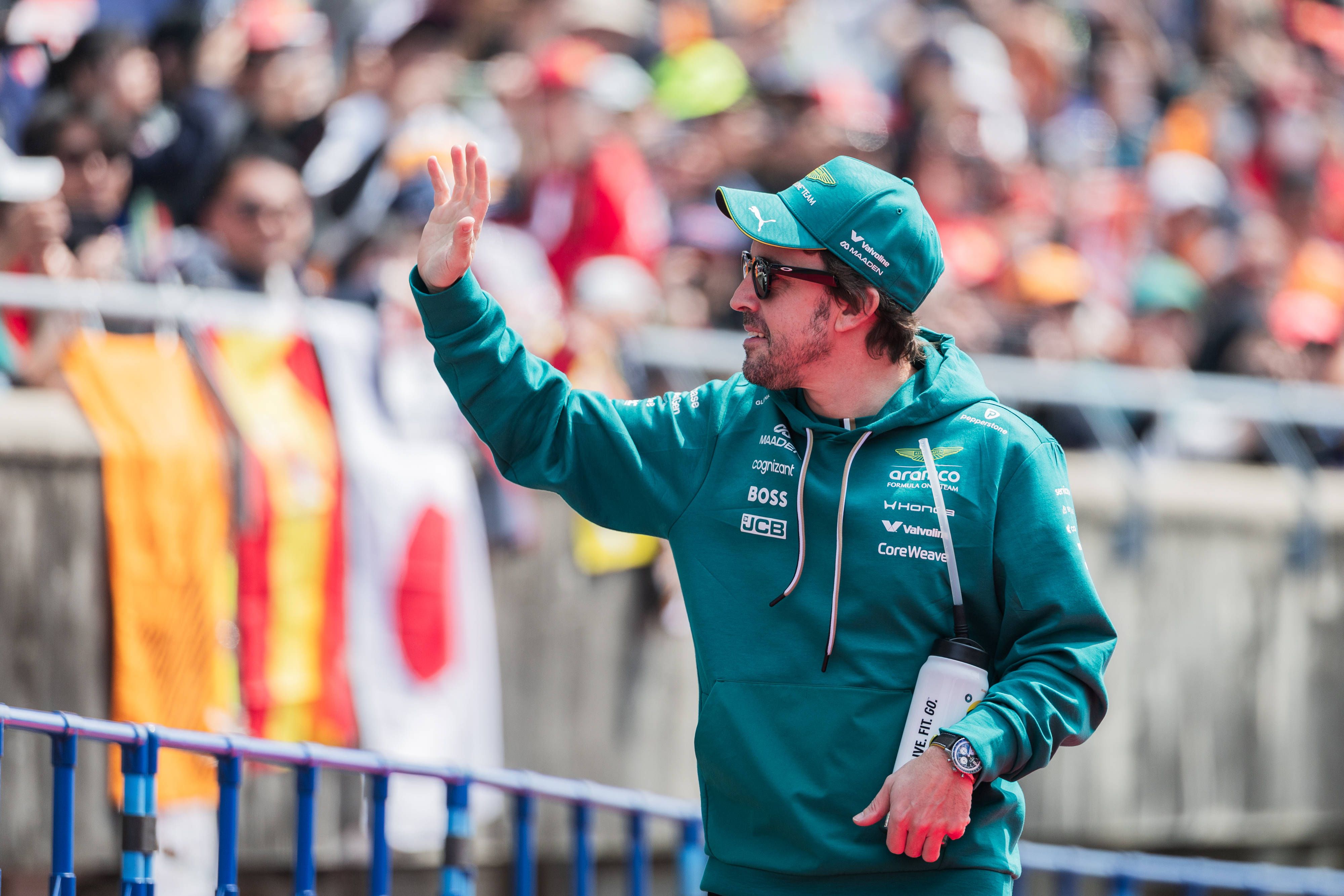 La fe en Fernando Alonso y en la "vuelta" de Honda es total: "Aston Martin es el equipo que puede meterse en el Top-4"