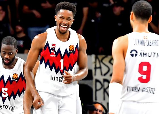 El Baskonia sigue maquillando su Euroliga en Bolonia