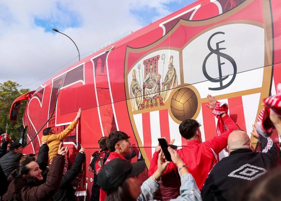 El Sevilla - Espanyol empezará a jugarse 24 horas antes: quedada en el Sánchez-Pizjuán  