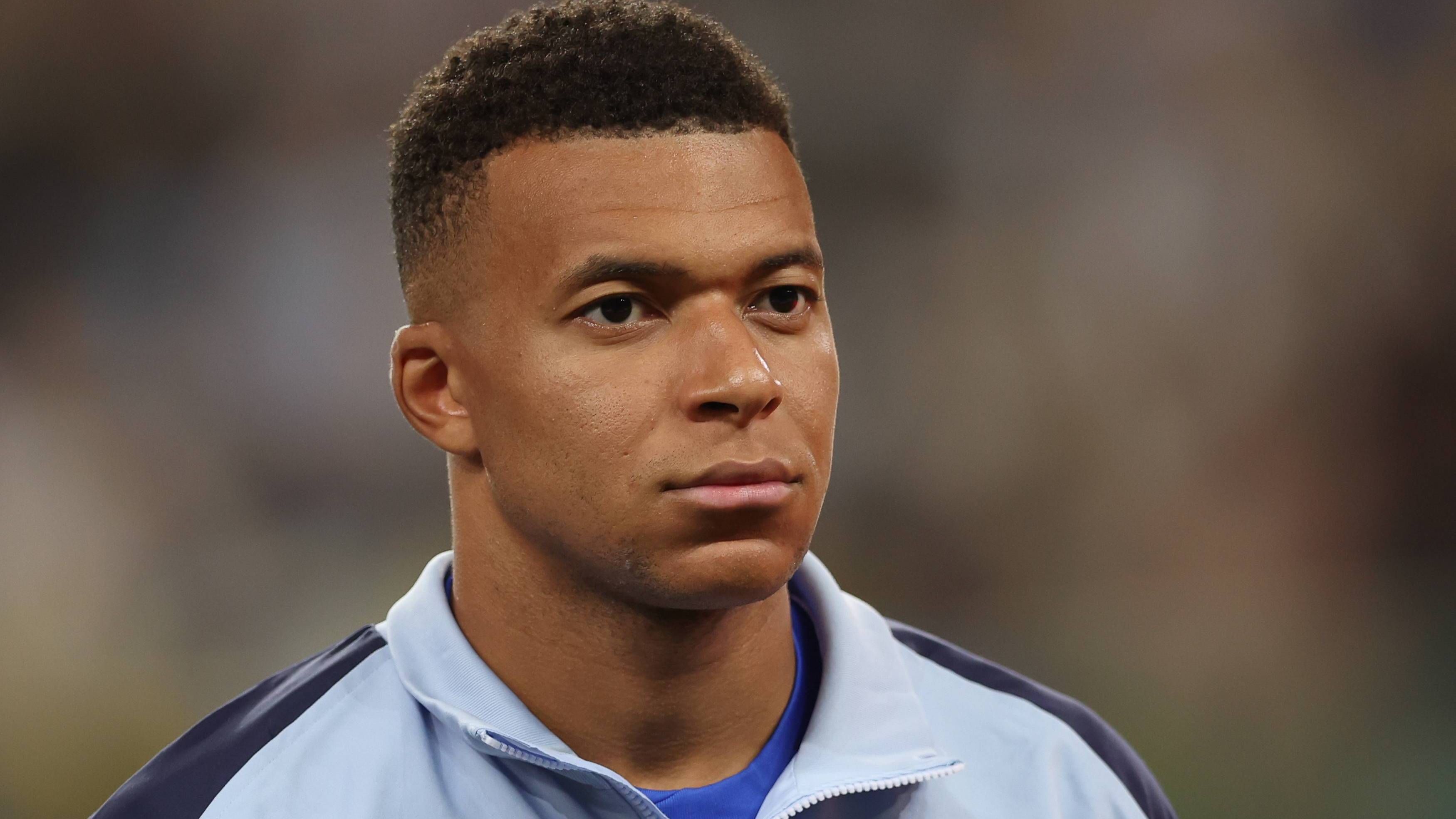 Se confirma la lesión de Mbappé: abandona Francia y vuelve a Madrid