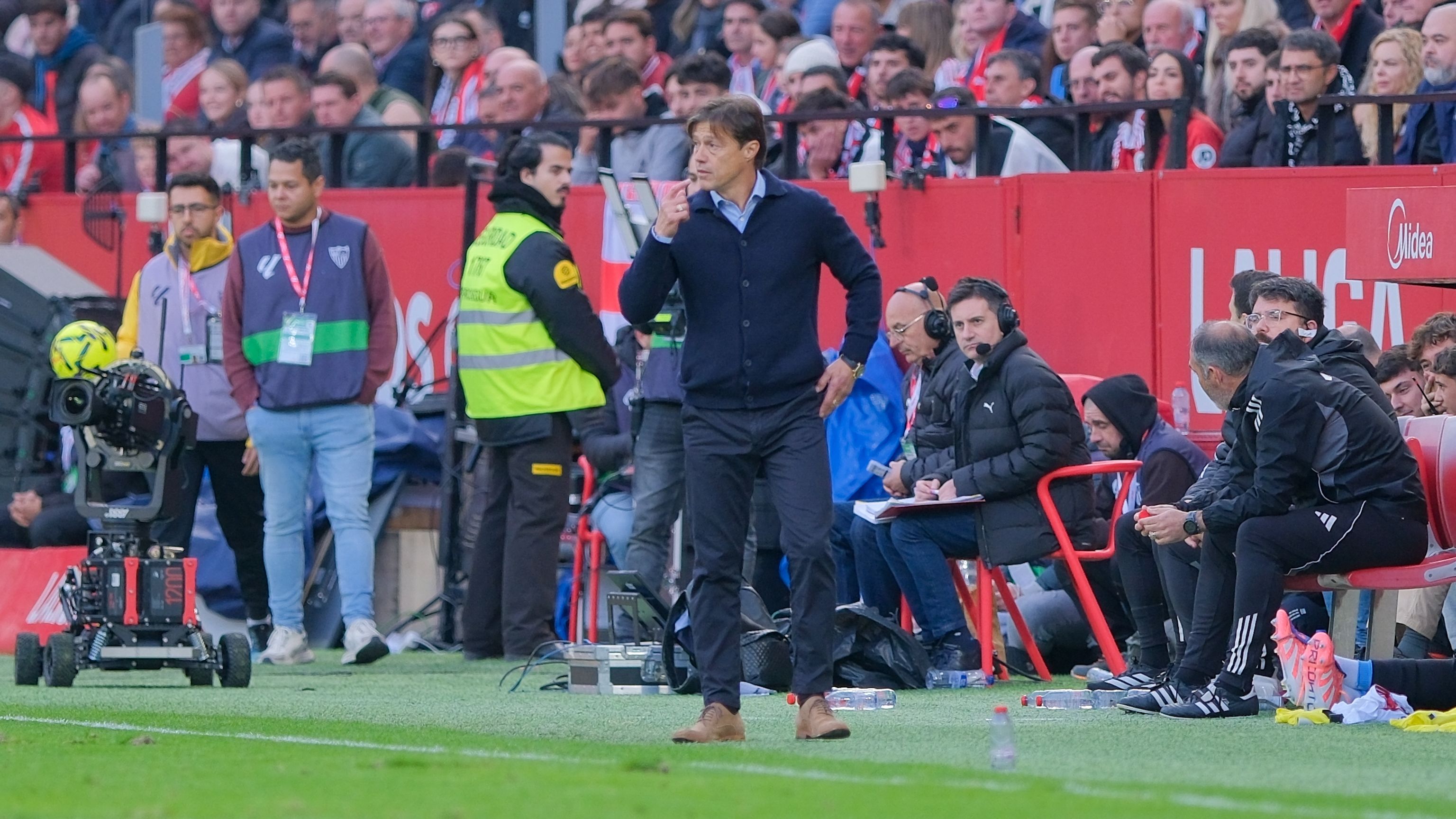 Almeyda, "tristísimo" y "desesperado" antes tantos fallos letales, sobre la suspensión: "Esperar que la gente tire flores es imposible"