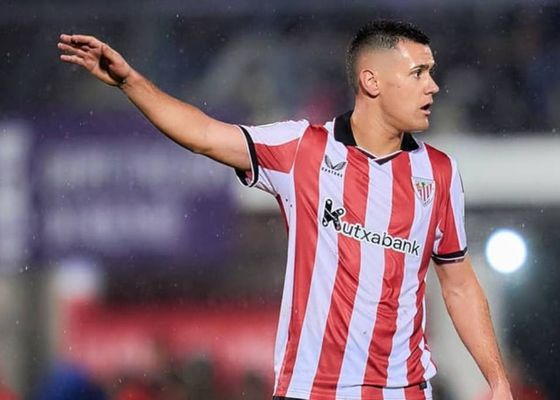 Toma ventaja por el fichaje de Urko Izeta y adelanta a Depor, Sporting, Cádiz, Granada, Cultural, Zaragoza, Racing, Almería y Mirandés; Las Palmas se acerca al Athletic Club 