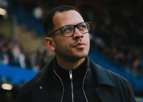 El Chelsea anuncia la destitución inmediata de Liam Rosenior y el nuevo entrenador elegido hasta final de temporada