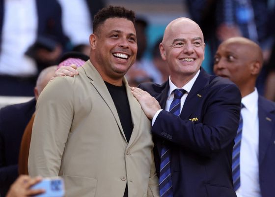 La FIFA negocia con los futbolistas las vacaciones y los descansos entre partidos