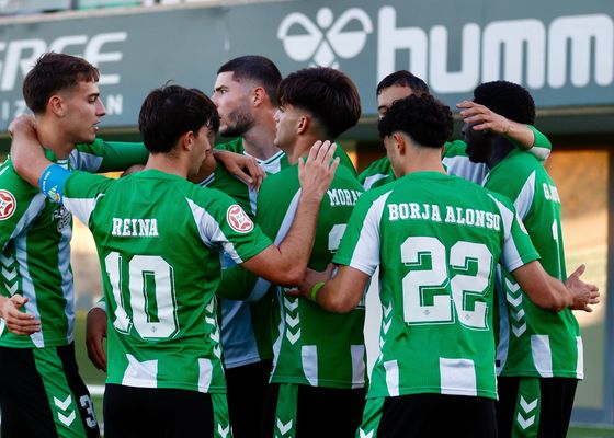 Betis Deportivo 2-0 Juventud Torremolinos: La mano de Dani Fragoso ya da sus frutos