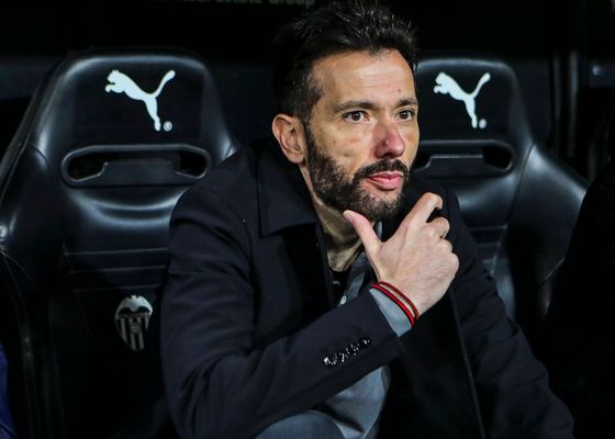 Corberán responde a los pitos de Mestalla: "Entiendo el cabreo de la afición porque tenían ilusión"