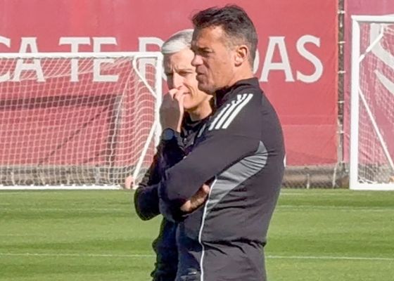 La nueva era de Luis García Plaza da comienzo con la ausencia de Azpilicueta
