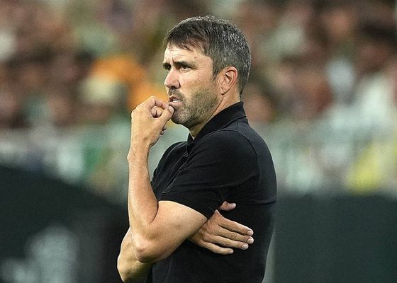 La sanción a Facundo Garcés 'obliga' al Alavés firmar un nuevo refuerzo en defensa