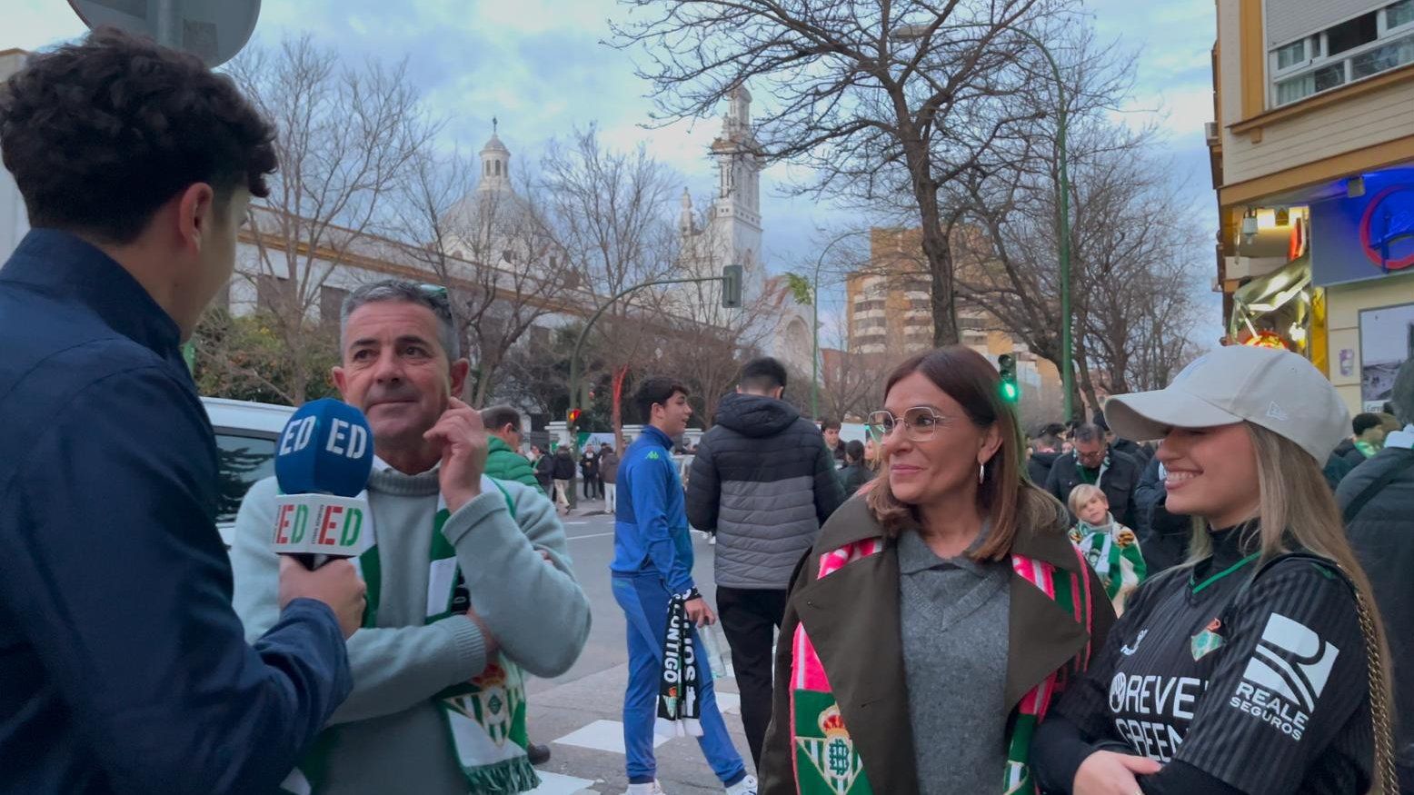 El debut de Ángel Ortiz en el Villamarín contado por su familia: "Se cumple su sueño y el de su padre"