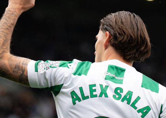 Álex Sala cierra filas: "Estoy muy feliz en el Córdoba"