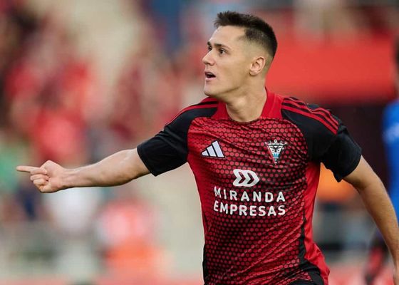Atento a su fichaje por si Valverde lo descarta
