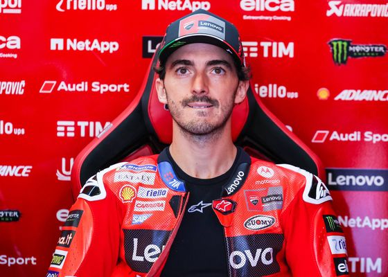 Bagnaia responsabiliza a Ducati: "Lo que estoy pilotando este año no es una Ducati"