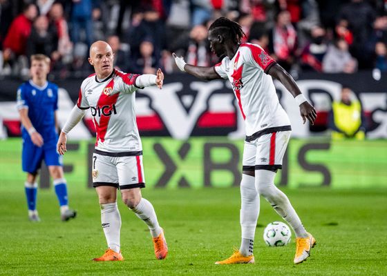 Jagiellonia - Rayo Vallecano: horario, canal y dónde ver hoy en TV y online el partido de la jornada 5 de la Conference League