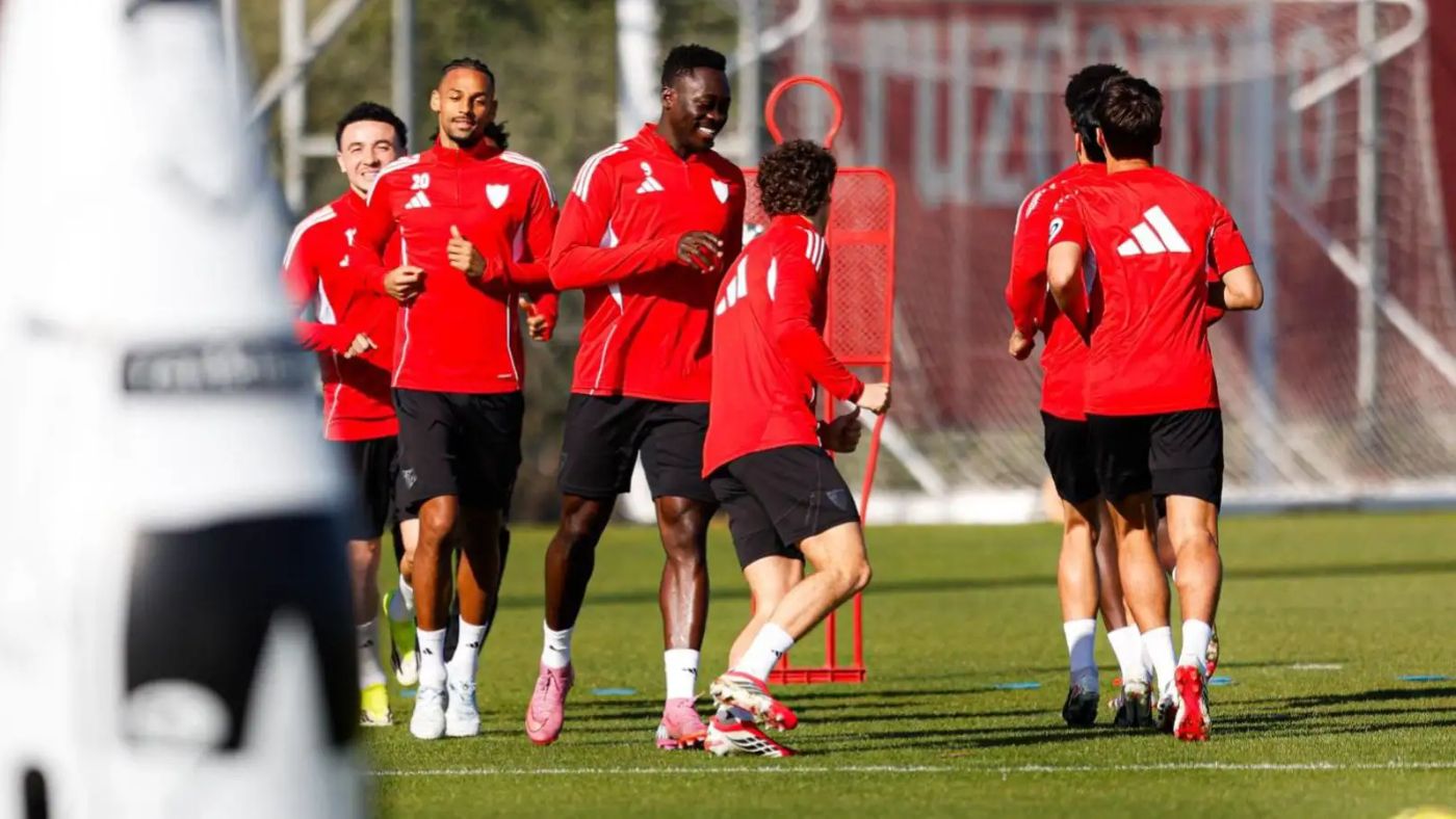 El Sevilla FC encadena dos días seguidos recibiendo buenas noticias en los entrenamientos previos a la visita al FC Barcelona 