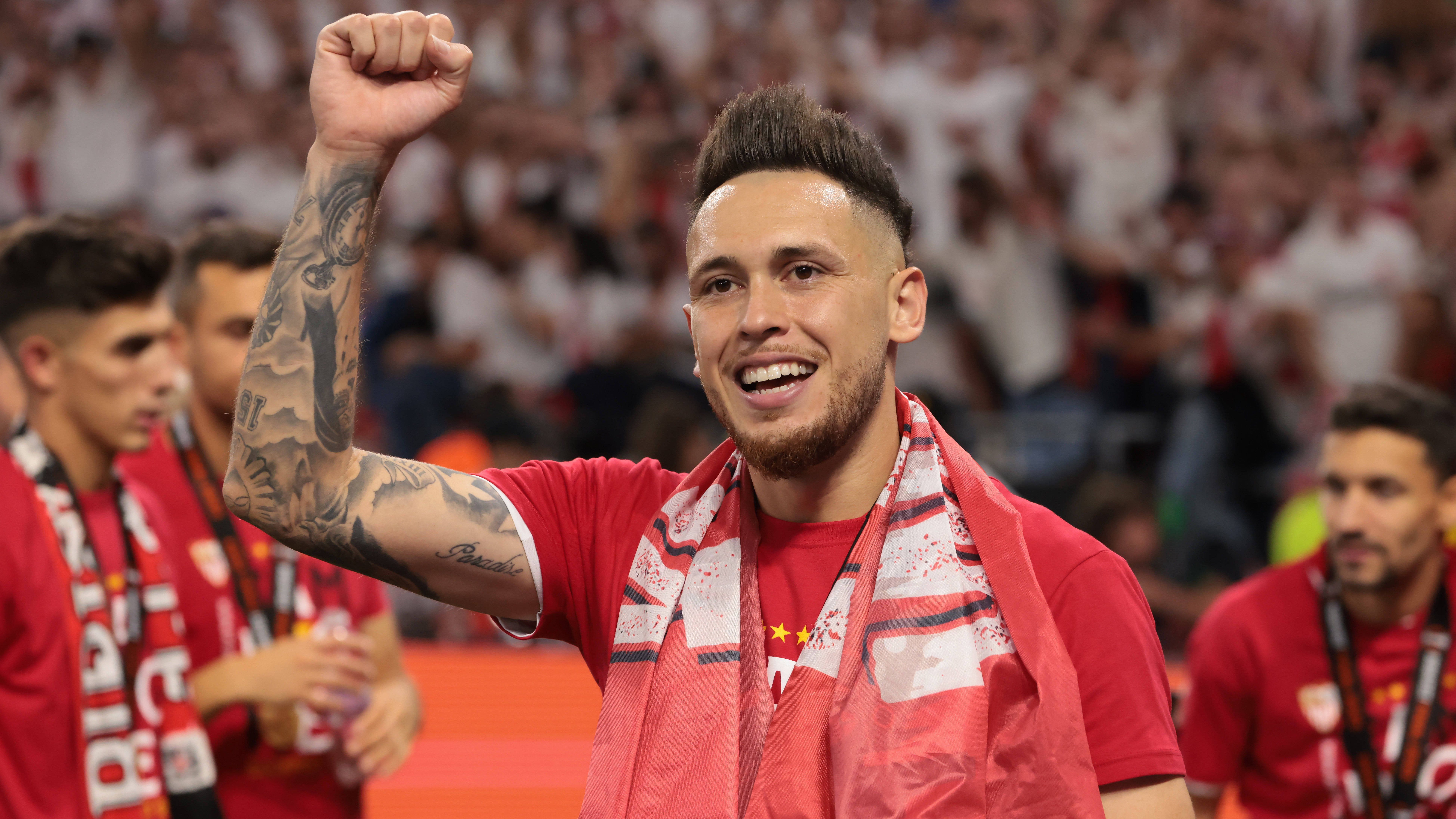 Lucas Ocampos también cree en la salvación y lanza una petición a la afición del Sevilla: "Que se rompan las gargantas"