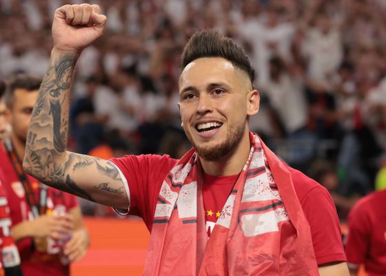 Lucas Ocampos también cree en la salvación y lanza una petición a la afición del Sevilla: "Que se rompan las gargantas"